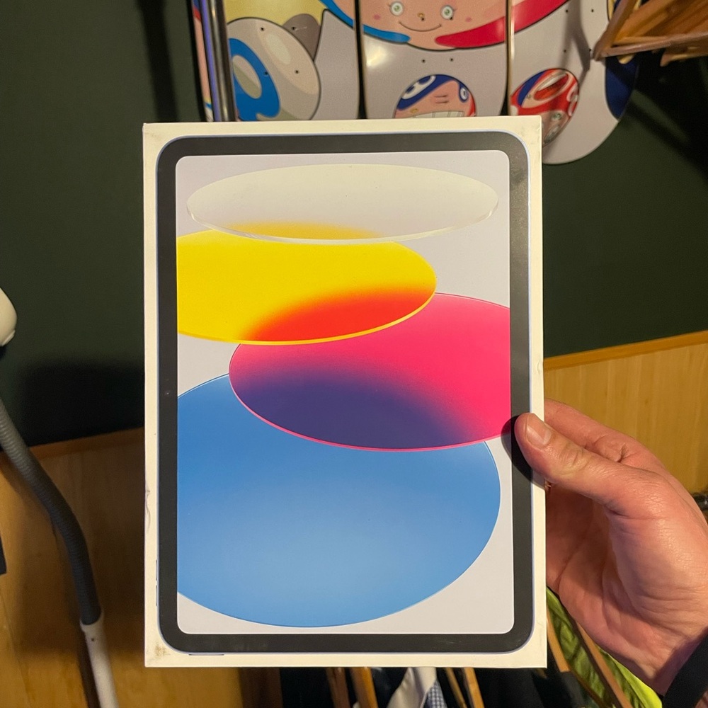 Apple iPad BOX ONLY - White and Black
